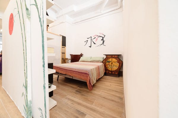 Habitación de matrimonio en cambio de uso en Prat del Llobregat