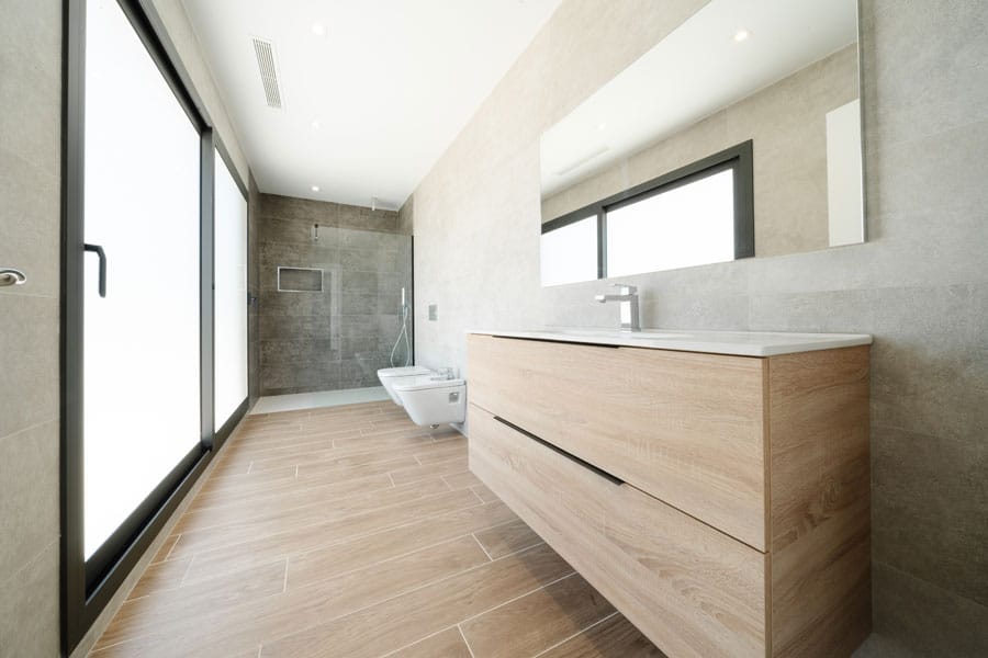 Lavabo en suite en casa moderna