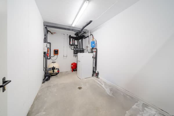 Sala de instalaciones en vivienda moderna