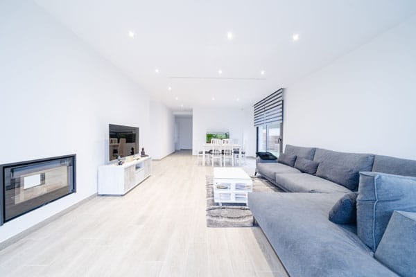 Salón comedor de 40m2 en vivienda unifamiliar saludable