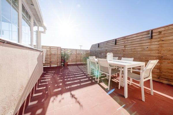 Terraza en reforma integral en el barrio de Les Corts de Barcelona