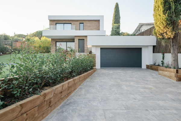 Vivienda unifamiliar saludable con piscina